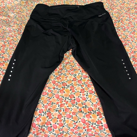 Black nike 7/8 length running leggings - Picture 7 of 7